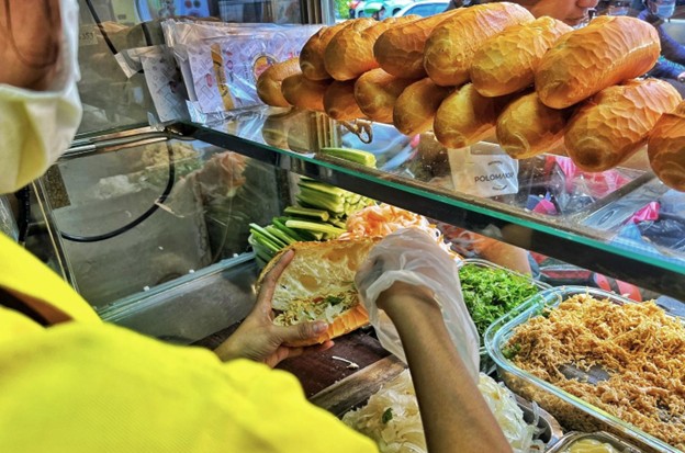 khởi nghiệp tiệm bánh mì